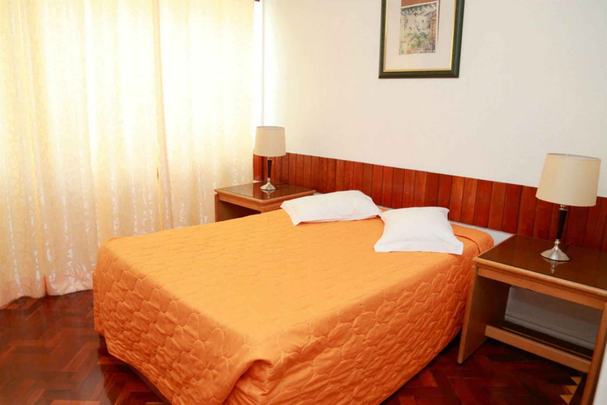 Residencial Mar Dos Acores Hotel ลิสบอน ภายนอก รูปภาพ
